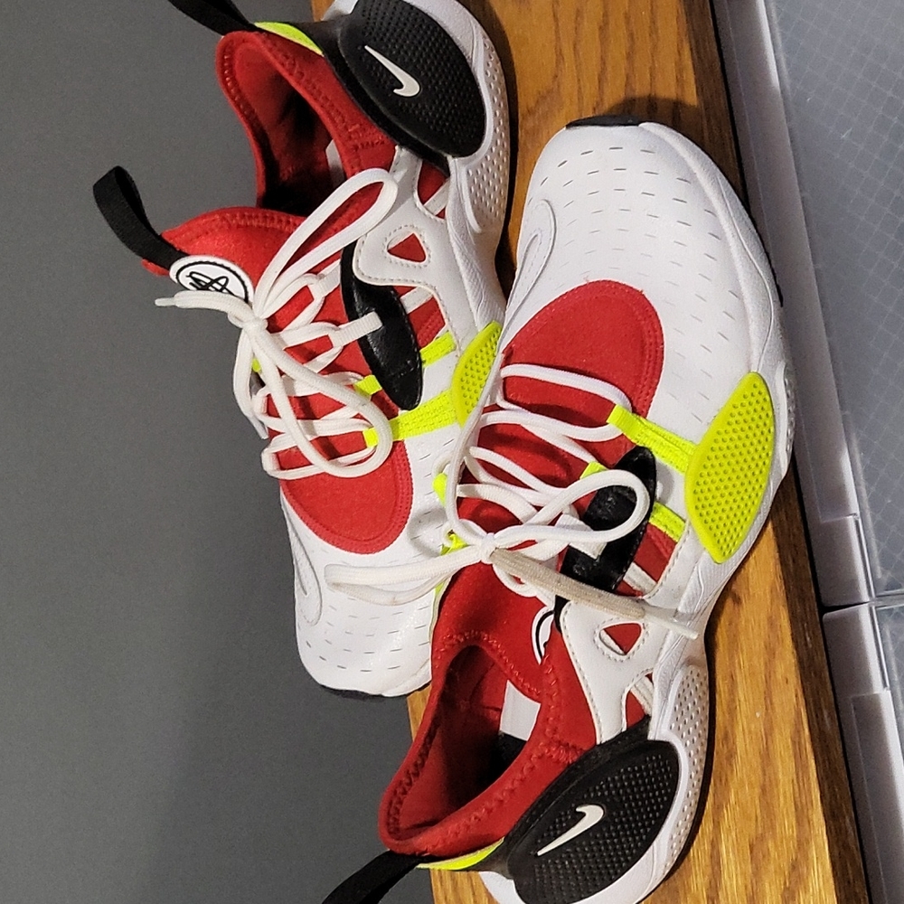 Nike
